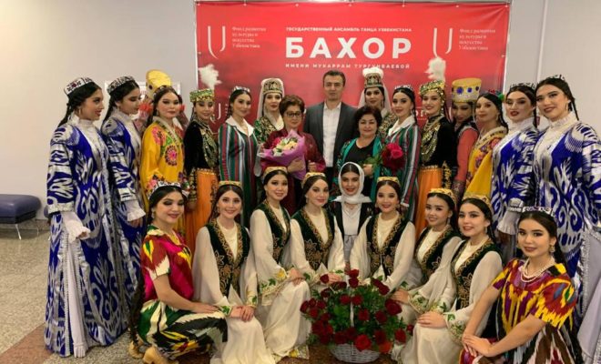 Выступление Государственного ансамбля танца Узбекистана «Бахор»